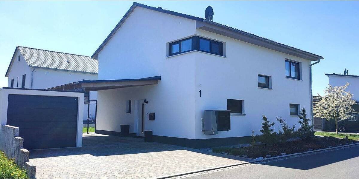 Einfamilienhaus Oberreichenbach - 5 Zimmer, 177 m&sup2;, 2.650&euro; | Angebot:26657299
