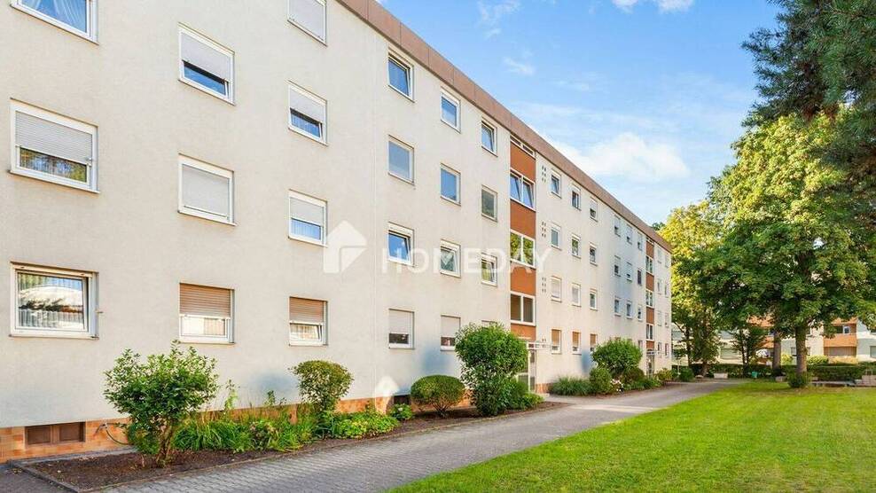 Attraktive Wohnung mit Einbauküche und Gäste-WC in beliebter Wohnlage