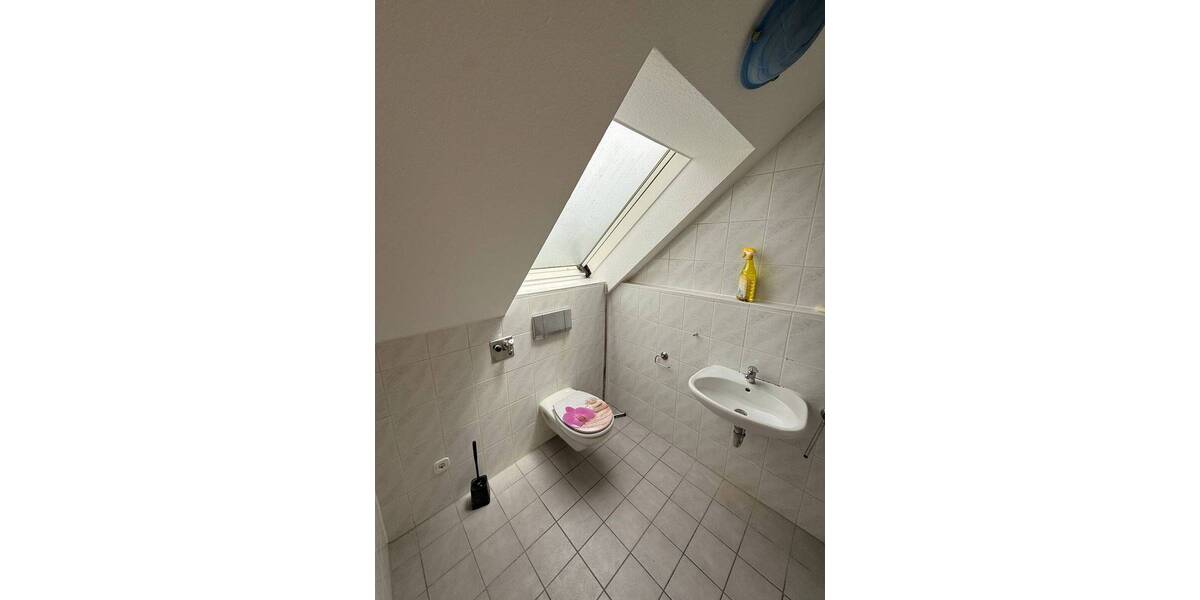 Etagenwohnung Fürth Poppenreuth - 3 Zimmer, 94 m&sup2;, 1.100&euro; | Angebot:26851114