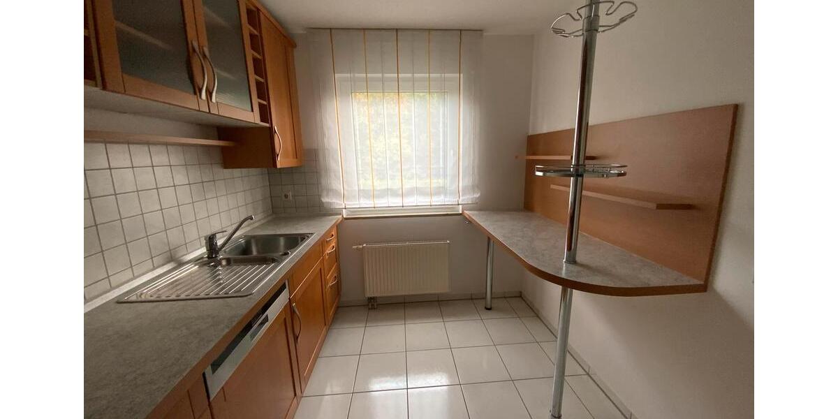 Exklusives RMH mit Garten, Garage, EBK und Terrasse zur Vermietung in Nürnberg - Pillenreuth 4 zimmer