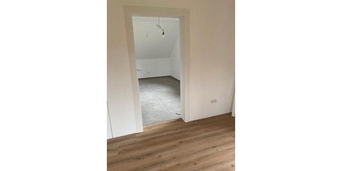 Dachgeschoßwohnung Altdorf bei Nürnberg - 3 Zimmer, 80 m&sup2;, 930&euro; | Angebot:26630189