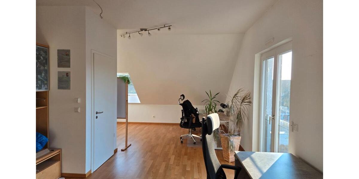Reihenhaus Nürnberg Gibitzenhof - 5 Zimmer, 136 m&sup2;, 2.108&euro; | Angebot:27614256