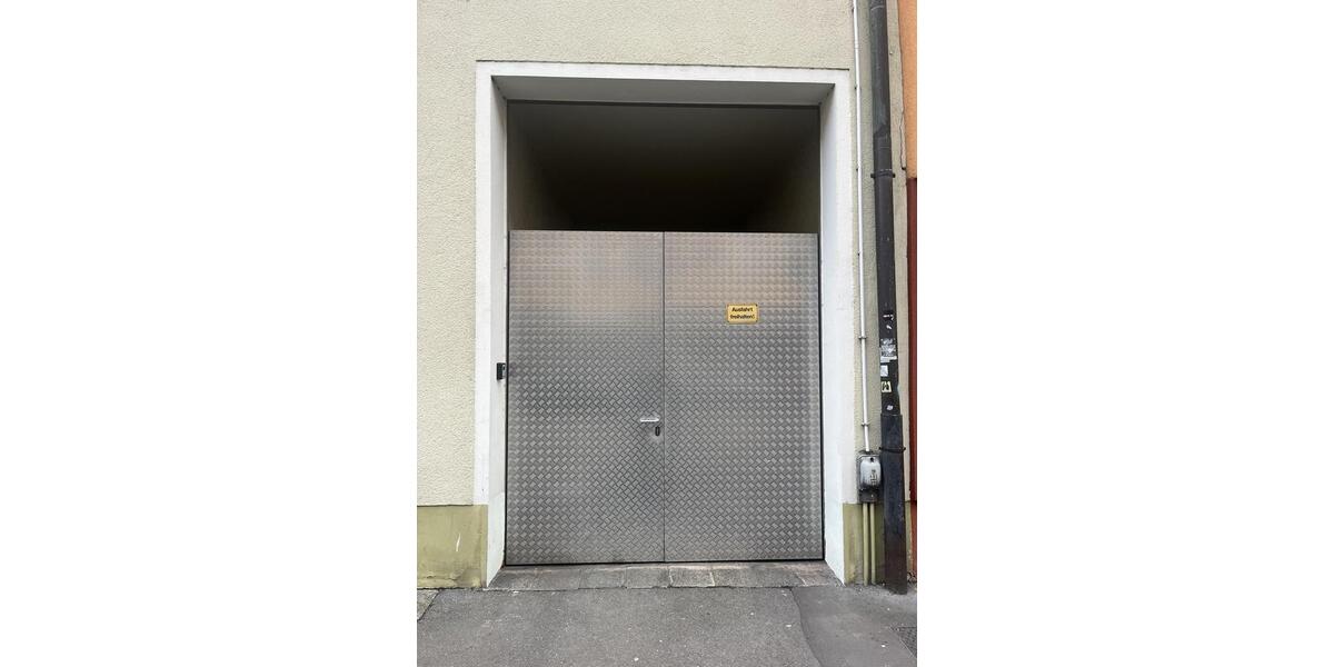 Dachgeschoßwohnung Nürnberg Gibitzenhof - 3 Zimmer, 58 m&sup2;, 960&euro; | Angebot:25652560