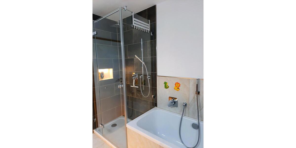 Etagenwohnung Nürnberg Gibitzenhof - 4 Zimmer, 127 m&sup2;, 1.900&euro; | Angebot:26124395