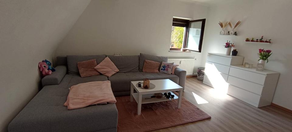 Etagenwohnung Nürnberg Almoshof - 2 Zimmer, 68 m&sup2;, 880&euro; | Angebot:26255341