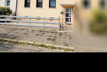 Reihenhaus feeling: auf 2 Etagen mit großem Garten 5 zimmer