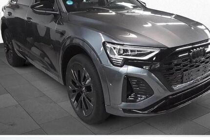 Audi Q8 e-tron 71.000 km 58.890 &euro; Schwabach 91126