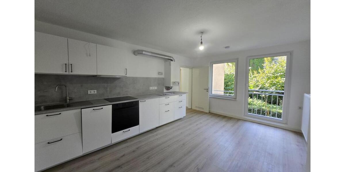 Renovierte 2-Zimmer Wohnung mit Einbauküche in guter Lage 2 zimmer