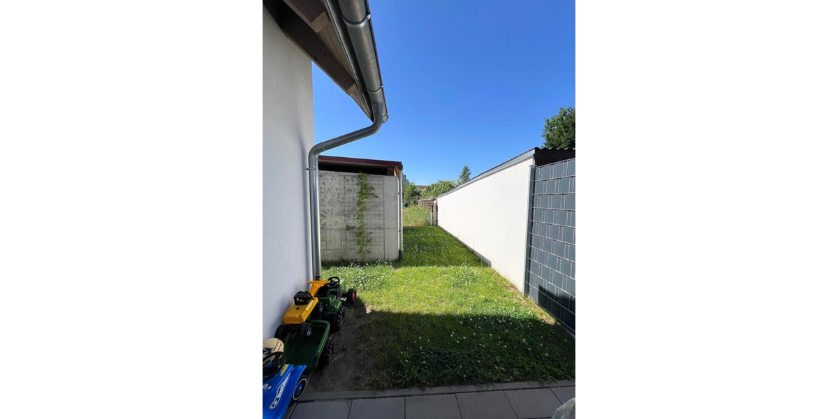 Doppelhaushälfte Nürnberg Almoshof - 4 Zimmer, 92 m&sup2;, 1.430&euro; | Angebot:24815184