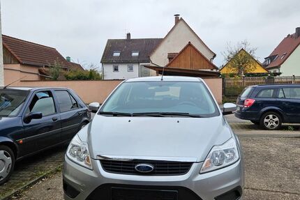 Ford Focus 81.000 km 4.480 &euro; Schwabach 91126