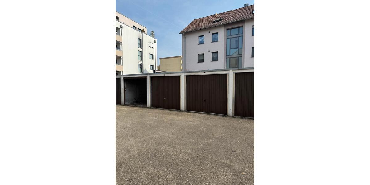 Hochparterre Feucht - 3 Zimmer, 79 m&sup2;, 275.000&euro; | Angebot:27137559