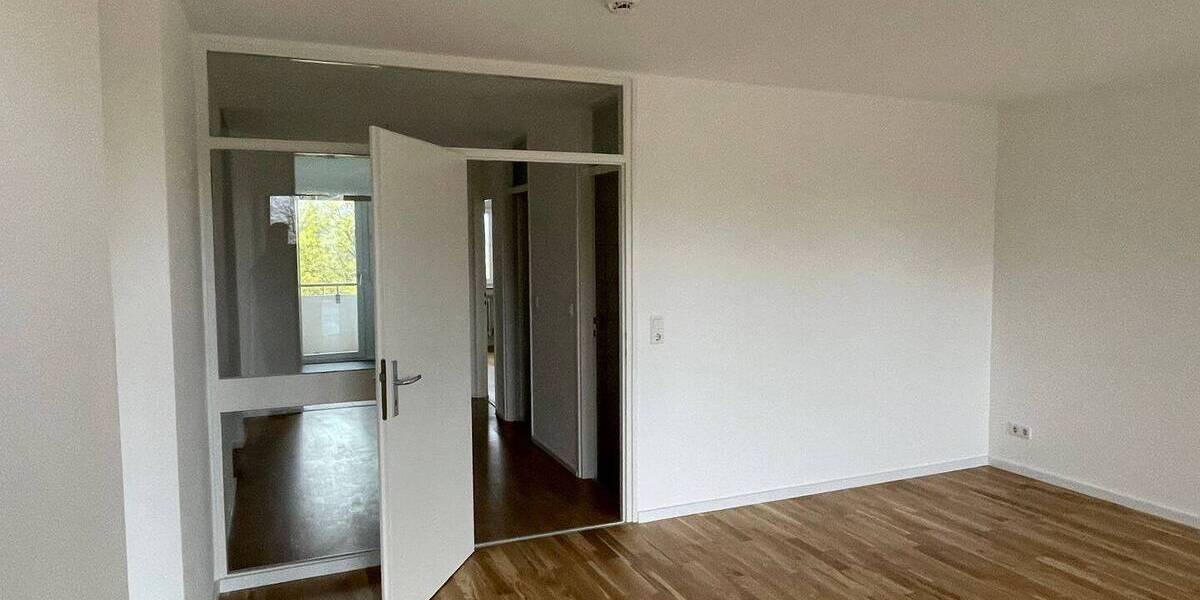 Etagenwohnung Nürnberg Herrnhütte - 4 Zimmer, 97 m&sup2;, 999&euro; | Angebot:26389493