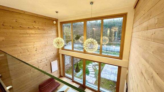 Luxus-Reihenmittelhaus mit Sauna, Designer-Küche und 256 m² Wohnfläche - Erstklassiges Wohnen 6 zimmer