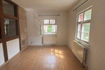 Wohnen mit Geschichte - im Fachwerkhaus mitten in der Altstadt 2 zimmer