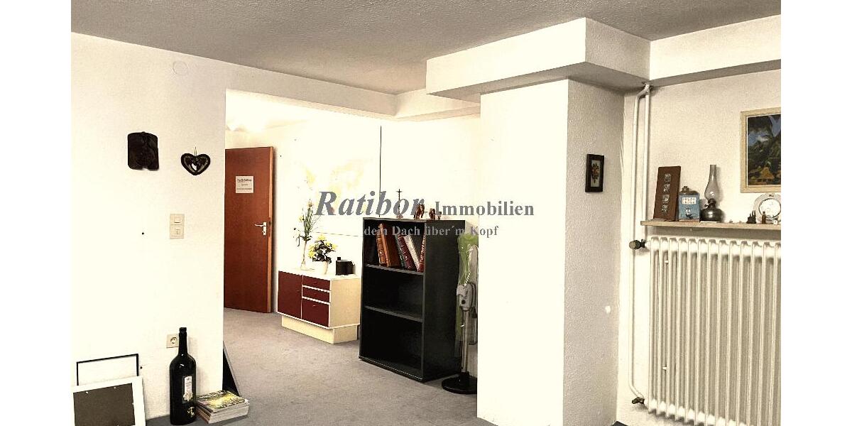 Sehr großzügiges und gepflegtes Einfamilienhaus mit Einliegerwohnung und Doppelgarage in Roth OT - Bungalow Roth Pfaffenhofen | Angebot:25634482