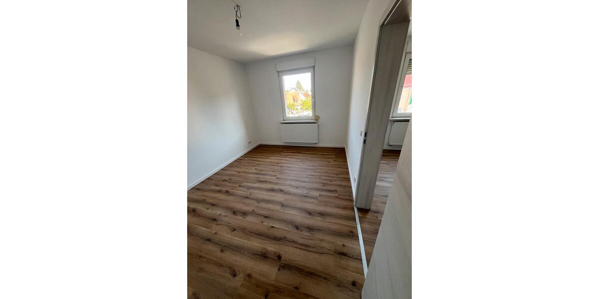 Etagenwohnung Nürnberg Holzheim - 2 Zimmer, 60 m&sup2;, 1.150&euro; | Angebot:27544373