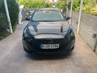 Peugeot 208 12.000 km 19.000 &euro; Nürnberg 90441