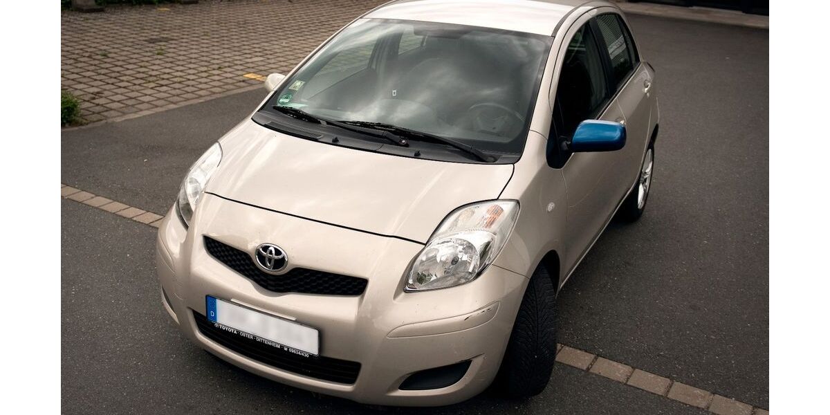 Toyota Yaris 144.000 km 4.890 &euro; Weisendorf 91085