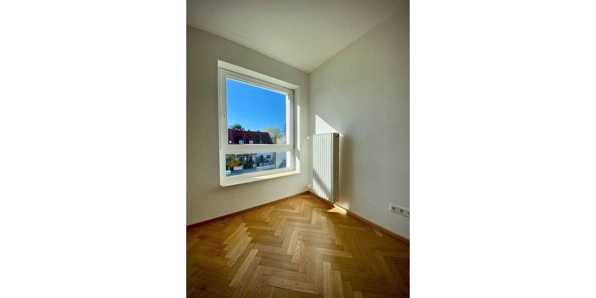Etagenwohnung Nürnberg Großreuth h d Veste - 4 Zimmer, 109 m&sup2;, 1.100&euro; | Angebot:26203712