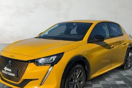 Peugeot 208 41.500 km 15.990 &euro; Nürnberg OT Schweinau 90439