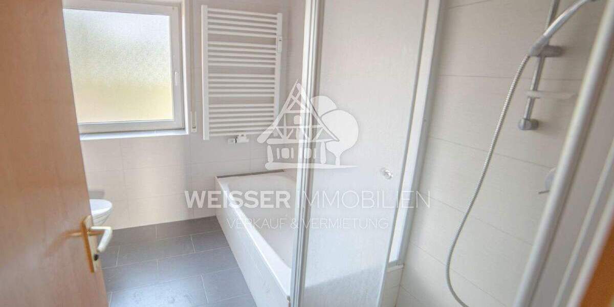 Helle 2-Zimmer-Wohnung mit Südbalkon in Erlangen-Büchenbach mit Potential 2 zimmer