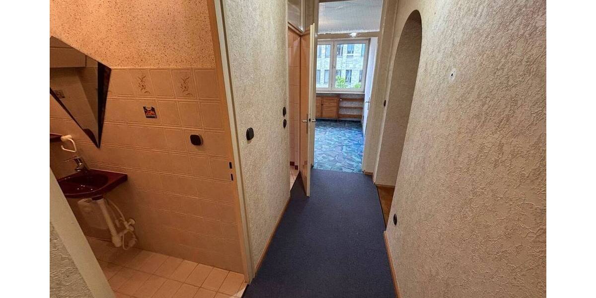 Etagenwohnung Erlangen Innenstadt - 4 Zimmer, 104 m&sup2;, 349.000&euro; | Angebot:25700820