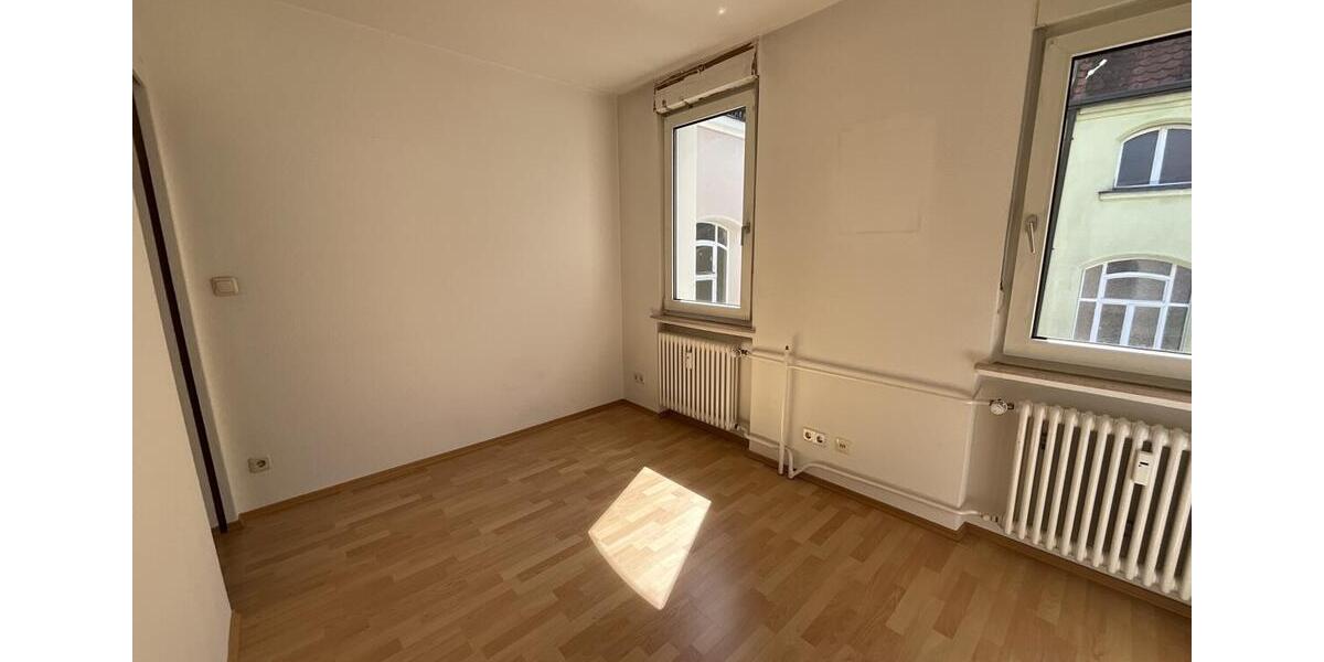 Dachgeschoßwohnung Nürnberg Eberhardshof - 3 Zimmer, 73 m&sup2;, 870&euro; | Angebot:26677291