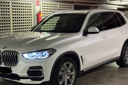 BMW X5 28.471 km 64.500 € Nürnberg 90403