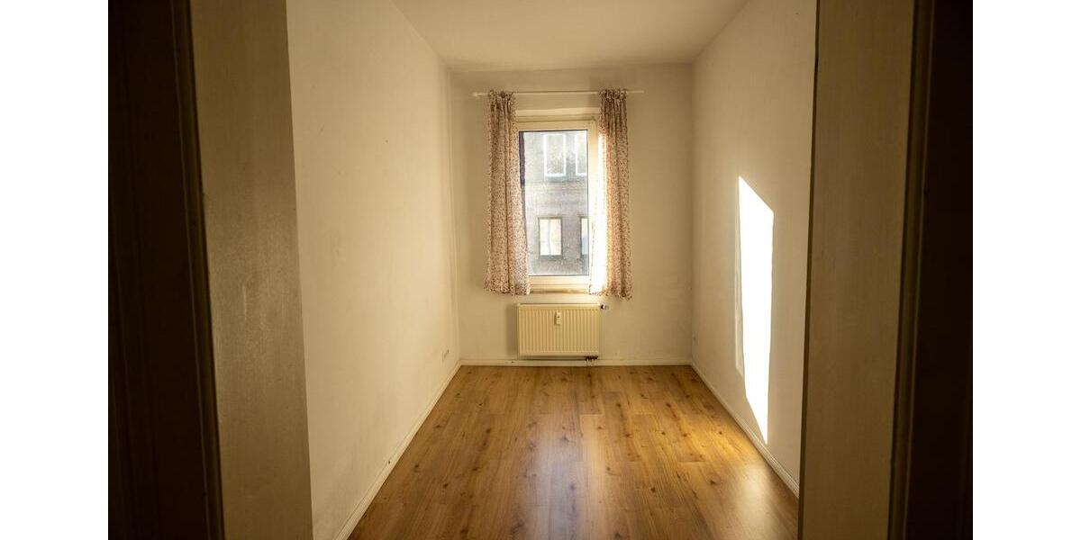 Etagenwohnung Nürnberg Sankt Leonhard - 4.5 Zimmer, 96 m&sup2;, 1.250&euro; | Angebot:26423264