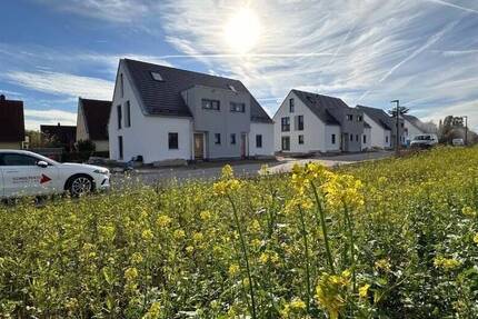 Mehr Platz für Alle - Doppelhaushälfte Erlangen - Musterhausbesichtigung Sonntag 14-16 Uhr Lerchenstr. 5 in 90425 Nürnberg 5 zimmer