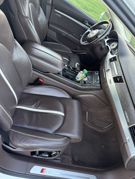 S8
