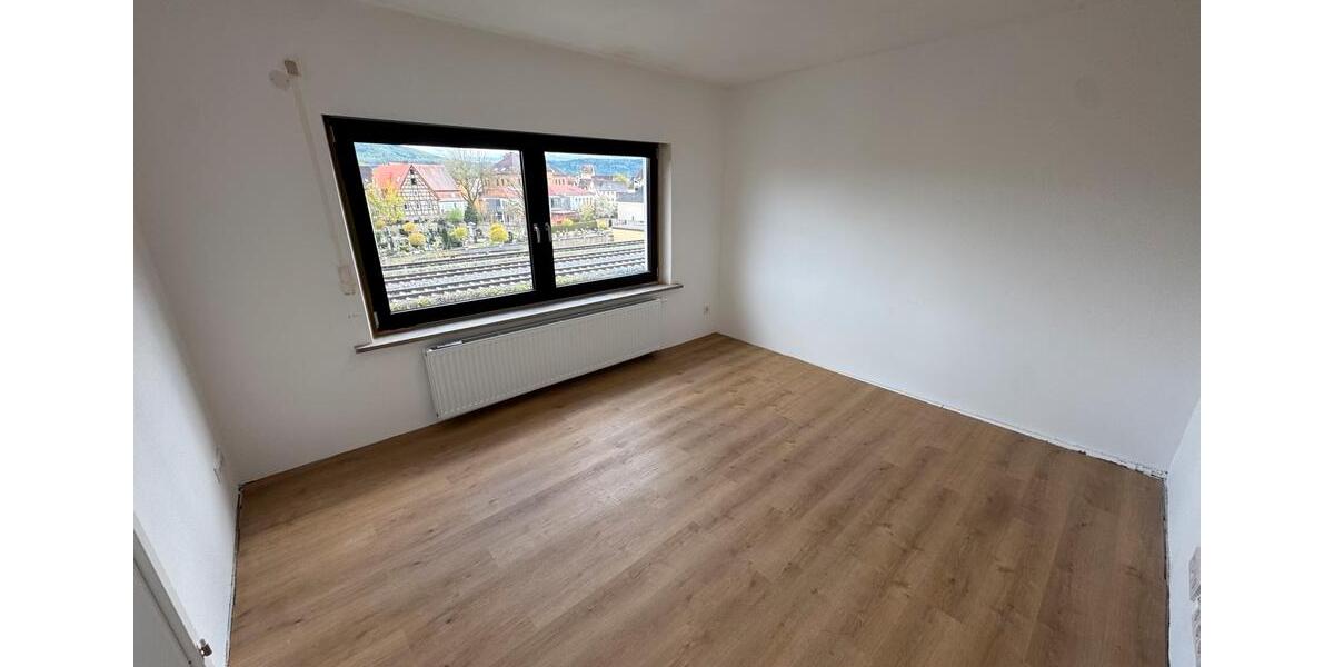 Etagenwohnung Hersbruck - 2.5 Zimmer, 70 m&sup2;, 900&euro; | Angebot:26227741