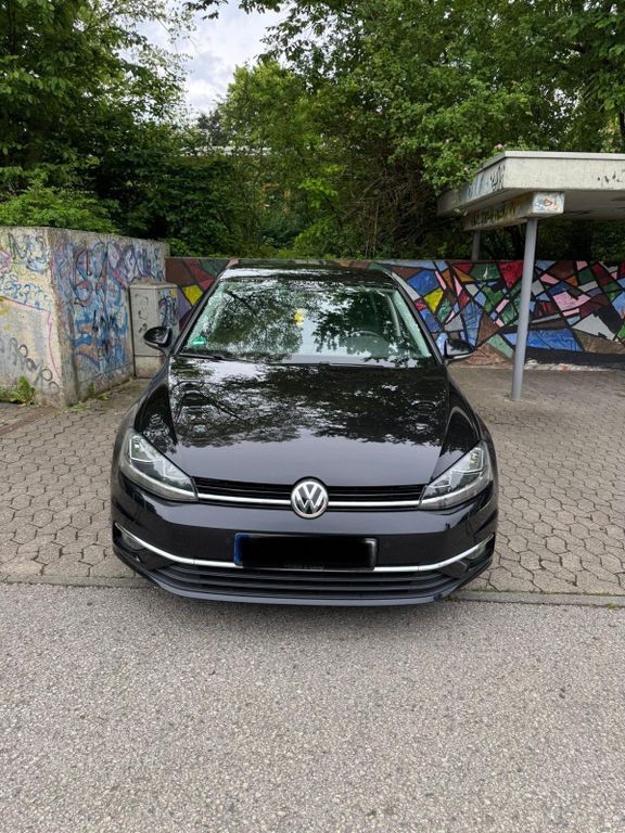 VW Golf 236.000 km 10.490 € Nürnberg 90419