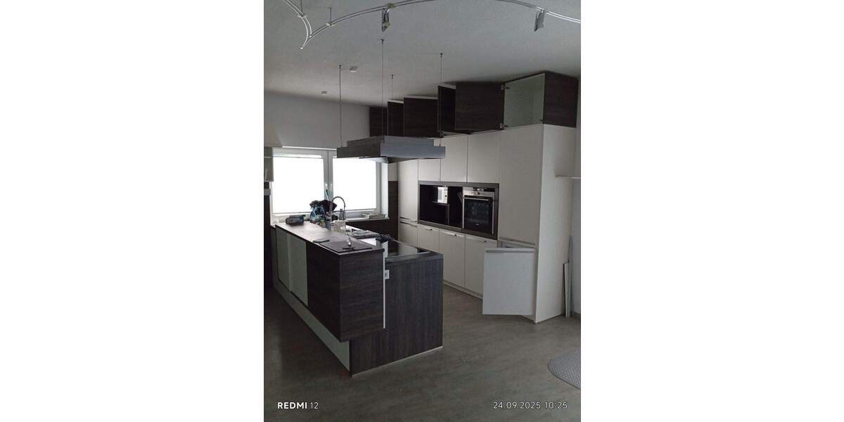 Ihr neues Investment in Büchenbach Moderne Werkhalle mit großzügiger Wohnung zimmer