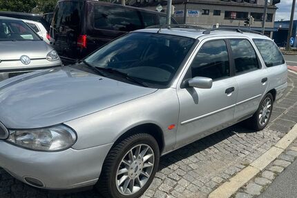 Ford Mondeo 110.000 km 1.999 &euro; Nürnberg 90482