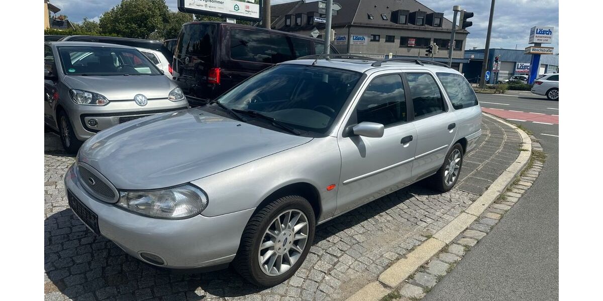 Ford Mondeo 110.000 km 1.999 &euro; Nürnberg 90482