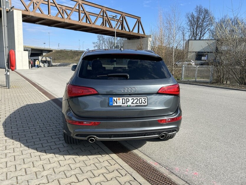 Audi Q5 220.000 km 13.000 € Nürnberg 90403
