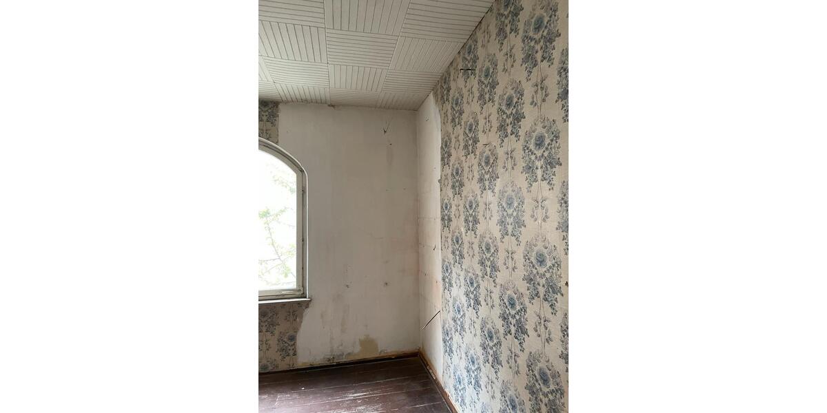 Etagenwohnung Nürnberg Sankt Leonhard - 4 Zimmer, 200 m&sup2;, 330.000&euro; | Angebot:26256002