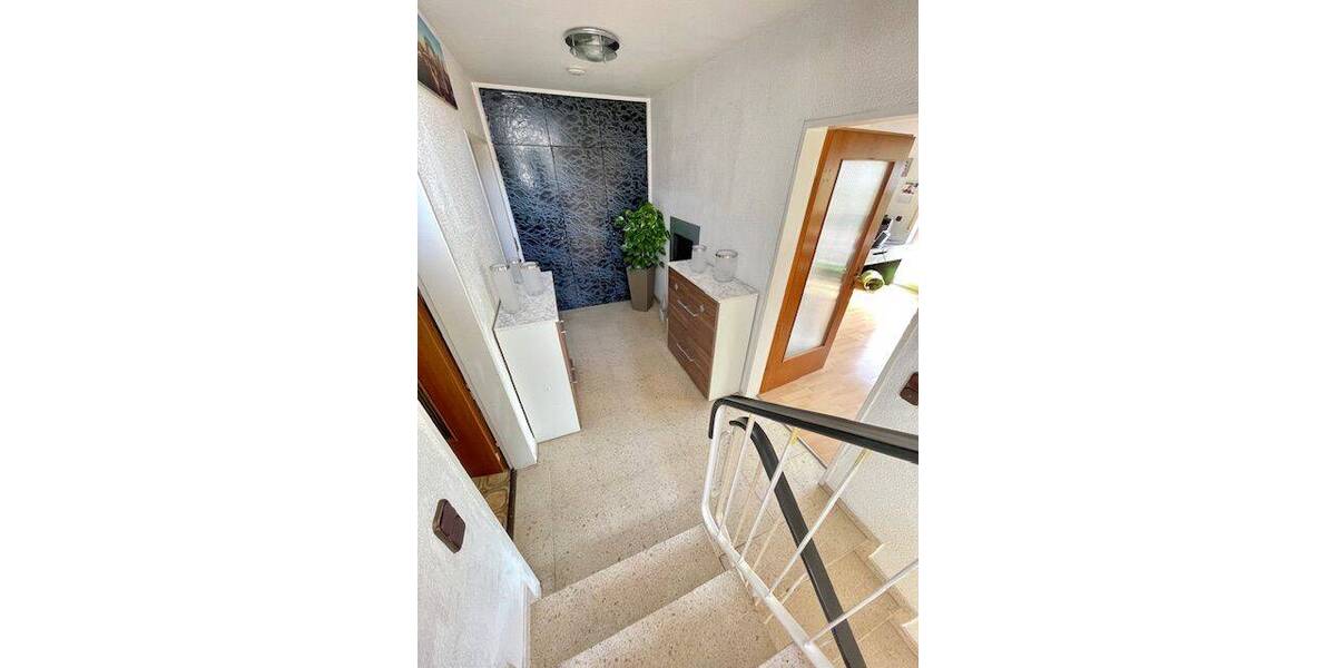 Einfamilienhaus Wendelstein - 7 Zimmer, 197 m&sup2;, 499.000&euro; | Angebot:25676685