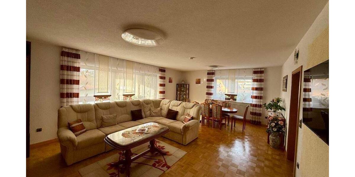 Etagenwohnung Hersbruck Altensittenbach - 6 Zimmer, 152 m&sup2;, 535.000&euro; | Angebot:25726431