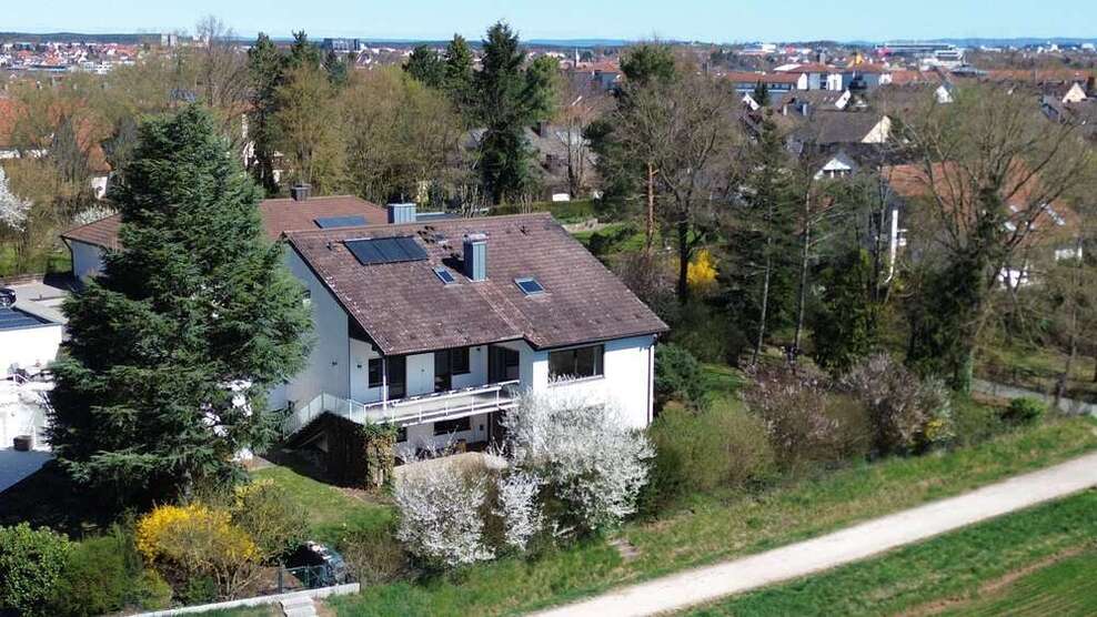 Haus zum Kaufen in Herzogenaurach 1.195.000 € 306 m²