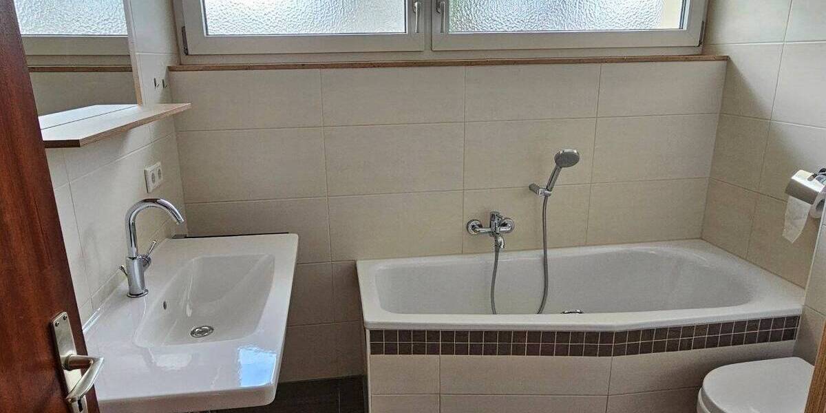 Doppelhaushälfte Nürnberg Ziegelstein - 5 Zimmer, 160 m&sup2;, 1.820&euro; | Angebot:26917459