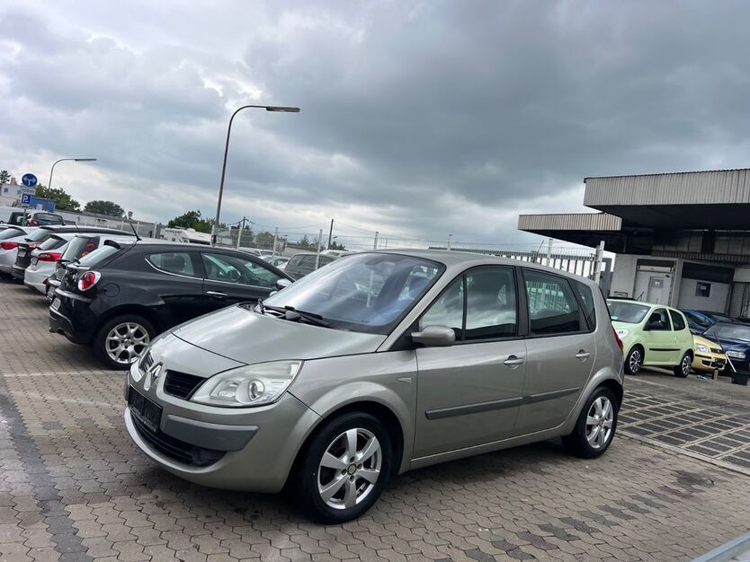 Renault Scenic 247.445 km 1.999 € Nürnberg 90439