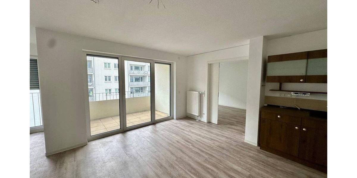 Etagenwohnung Nürnberg Steinbühl - 2 Zimmer, 68 m&sup2;, 1.050&euro; | Angebot:26883468