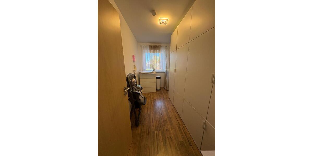 Etagenwohnung Heßdorf - 3 Zimmer, 84 m&sup2;, 920&euro; | Angebot:27609523