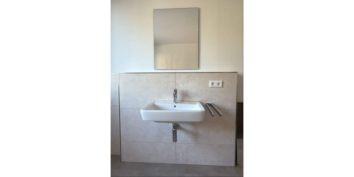 Etagenwohnung Roßtal - 3 Zimmer, 95 m&sup2;, 479.000&euro; | Angebot:25671519