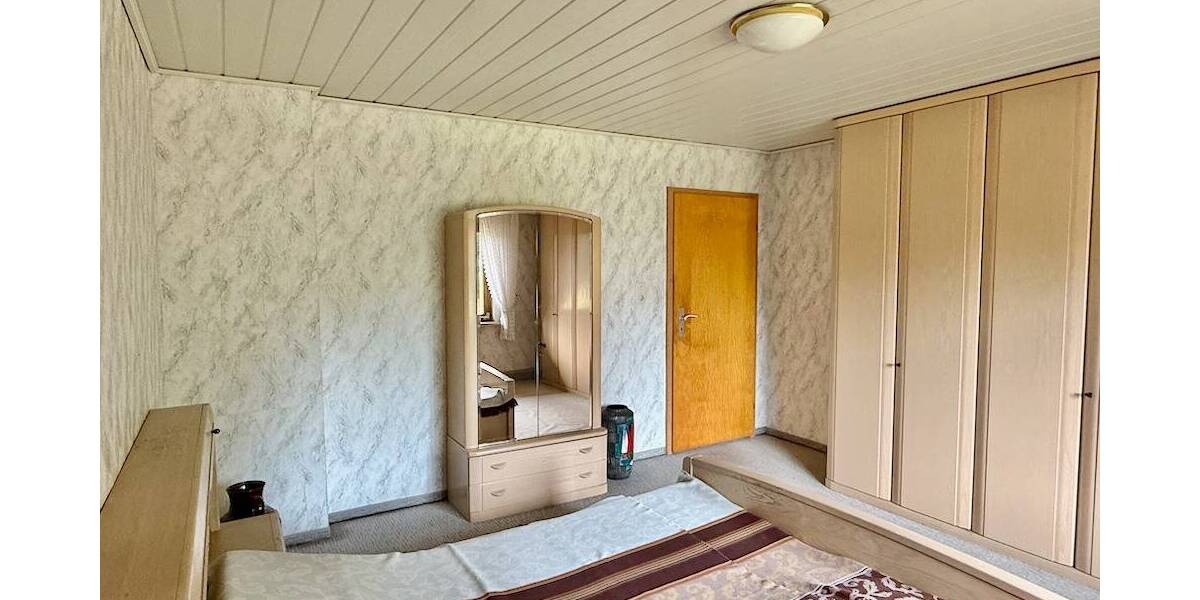 Einfamilienhaus Fürth Atzenhof - 7 Zimmer, 150 m&sup2;, 449.000&euro; | Angebot:25338728