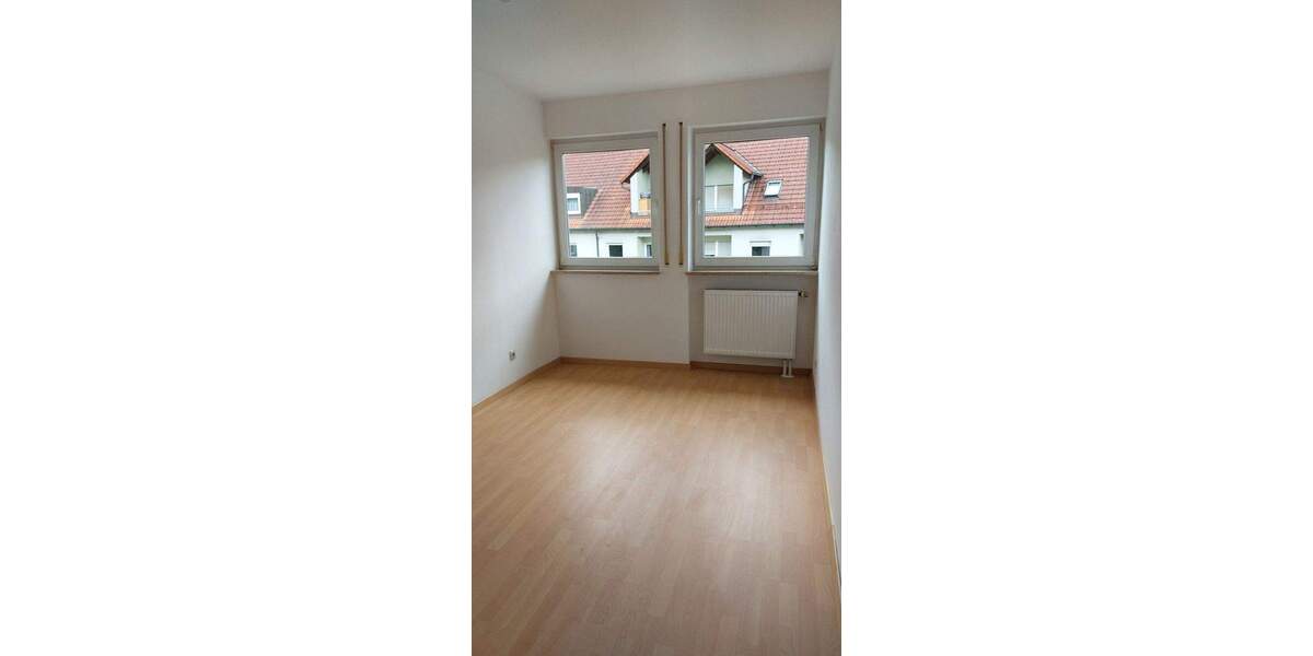 Etagenwohnung Erlangen Bruck - 3 Zimmer, 85 m&sup2;, 370.000&euro; | Angebot:25821605