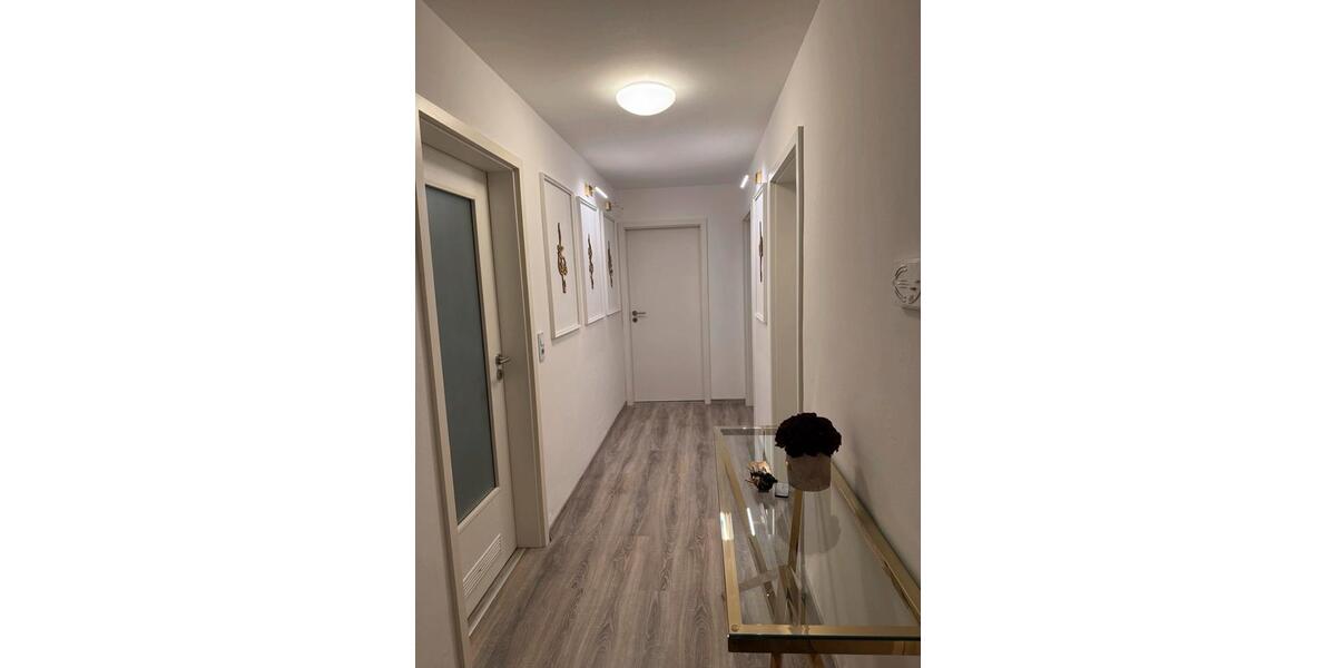 3 Zimmer Wohnung 76qm ab sofort oder ab 01.03.26 3 zimmer