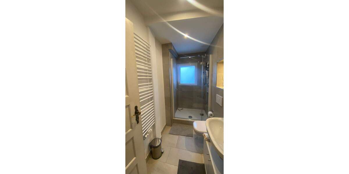 Erlenstegen ! Helle gepflegte 2,5-Zi.DG-Whg.,53 m², Holzdielenböden, Gartenmitbenutzung, 3.OG ohne Aufzug 2 zimmer